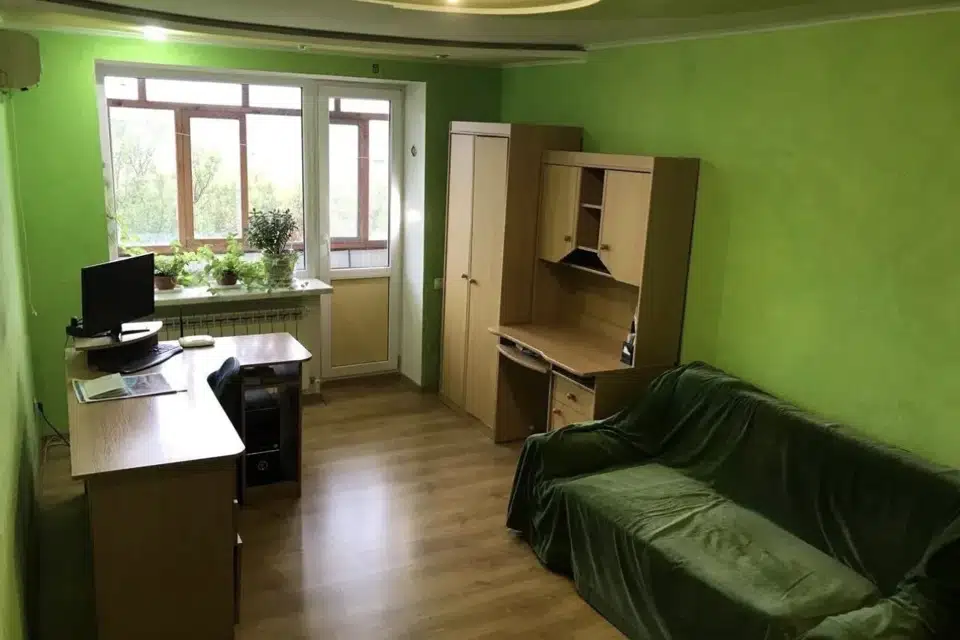 Продаётся 4-комнатная квартира, 75 м²