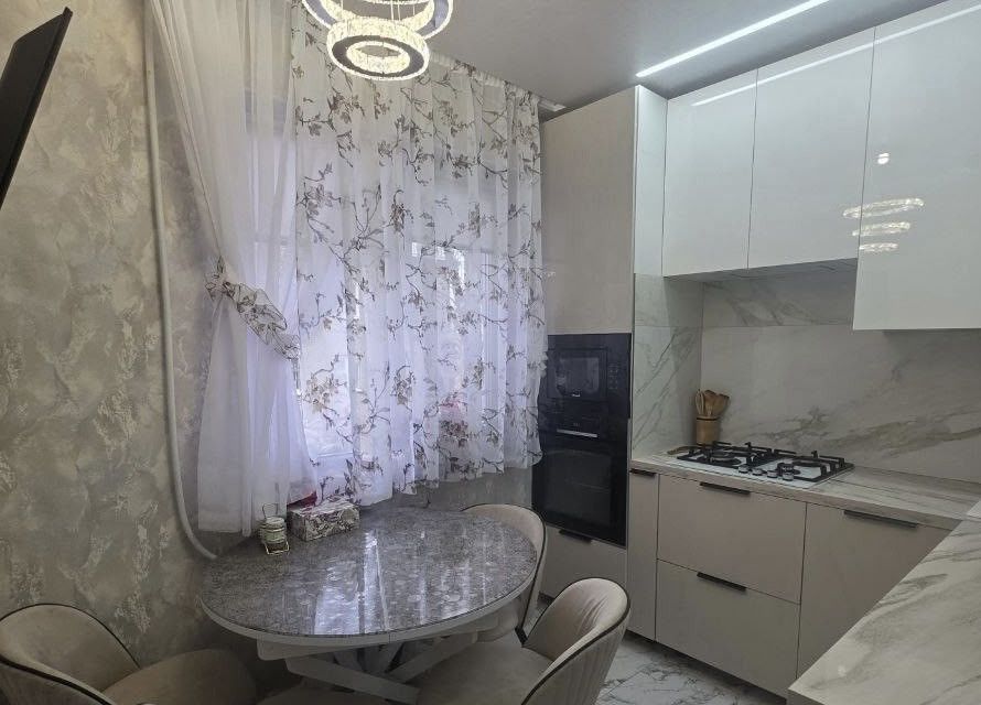 Продаётся 3-комнатная квартира, 75 м²