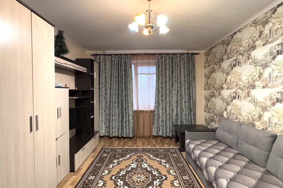 Продаётся 3-комнатная квартира, 63.8 м²