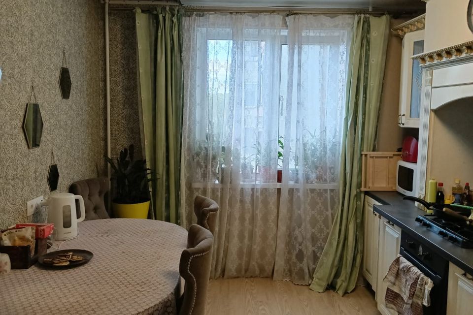 Продаётся 3-комнатная квартира, 64.1 м²