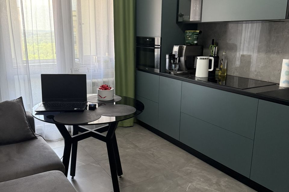 Продаётся 1-комнатная квартира, 41 м²