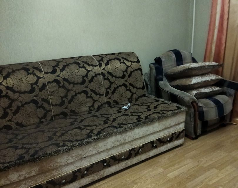 Продаётся 1-комнатная квартира, 35.2 м²