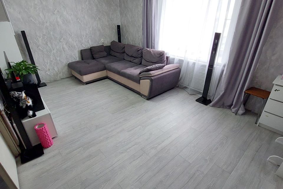 Продаётся 2-комнатная квартира, 61 м²