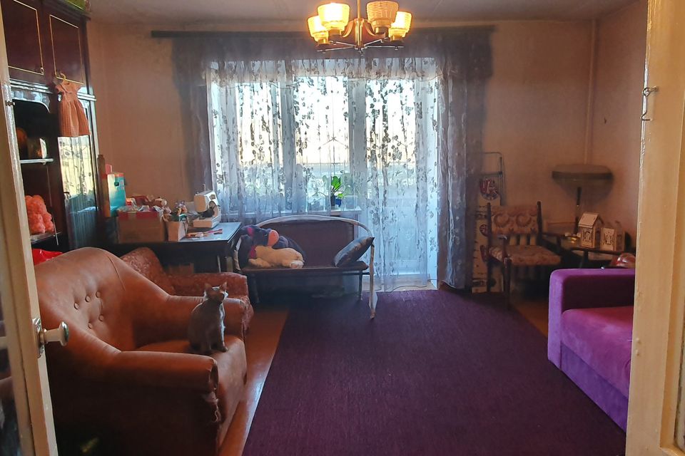 Продаётся 4-комнатная квартира, 90 м²