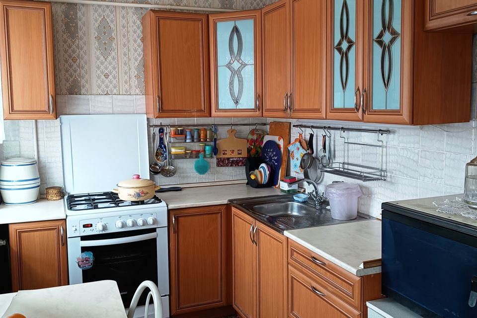 Продаётся 3-комнатная квартира, 60.7 м²