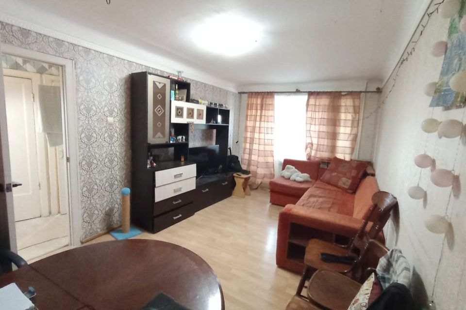 Продаётся 3-комнатная квартира, 61.6 м²