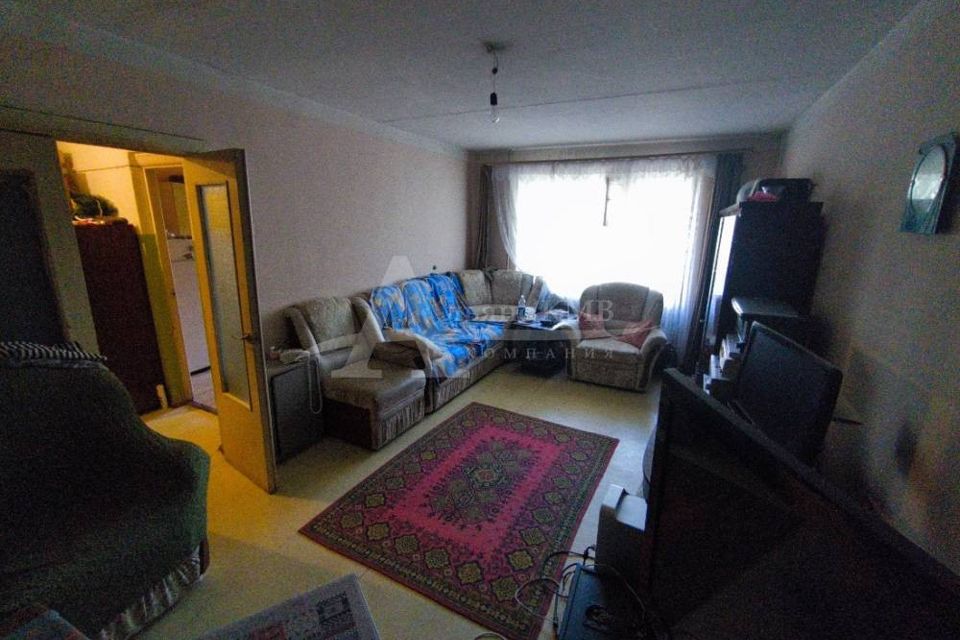 Продаётся 1-комнатная квартира, 42.3 м²