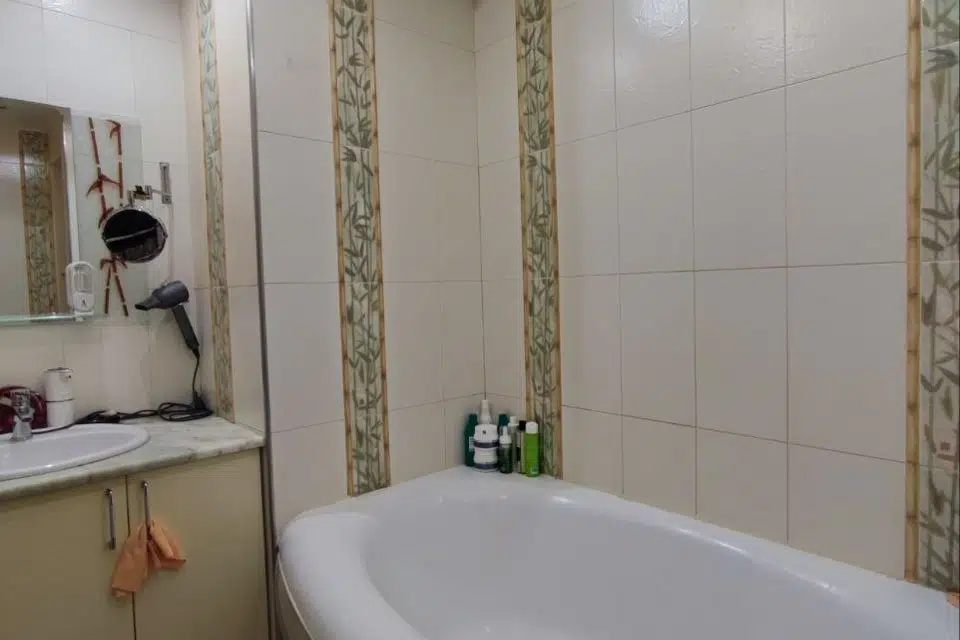 Продаётся 2-комнатная квартира, 53 м²