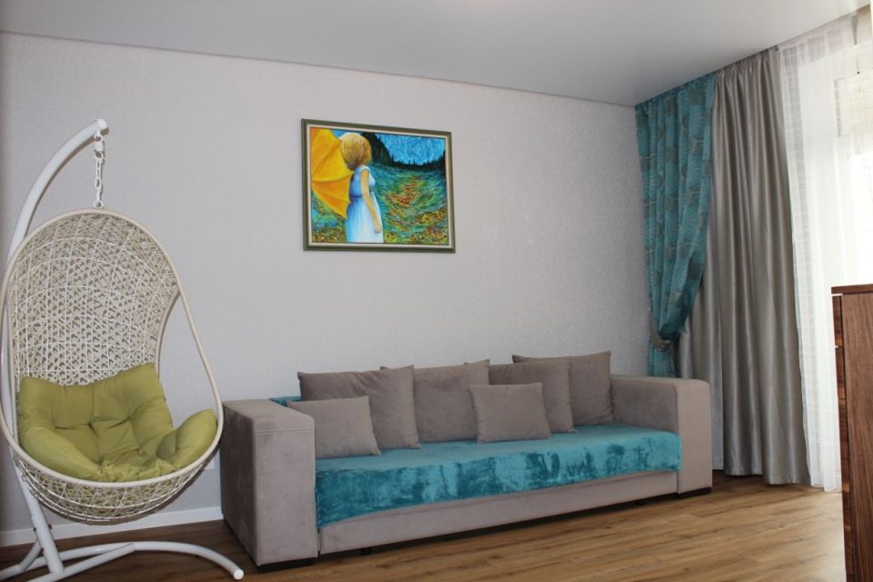 Продаётся 2-комнатная квартира, 77.7 м²
