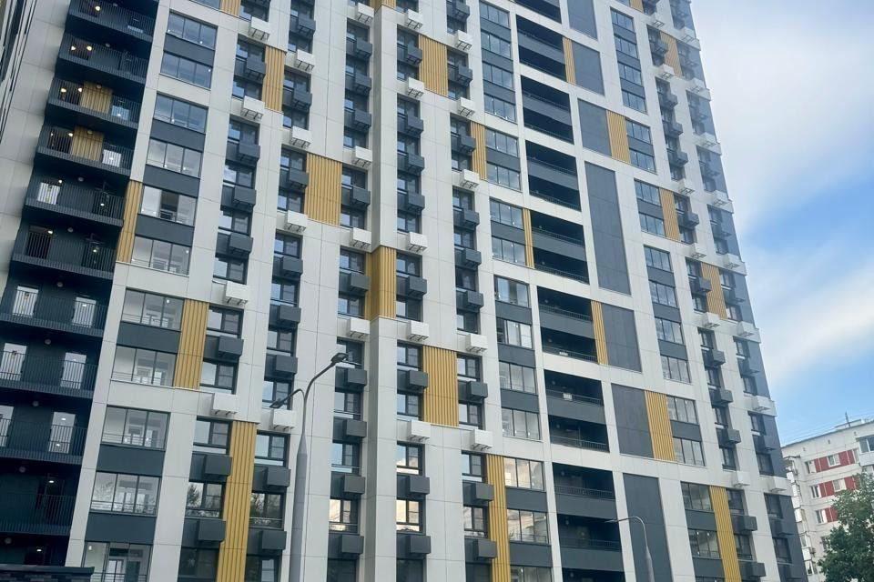 Продаётся 1-комнатная квартира, 42.6 м²