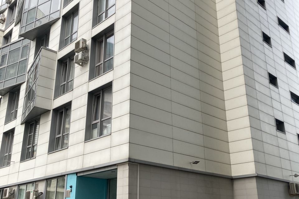 Продаётся 2-комнатная квартира, 82.6 м²