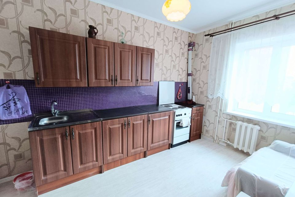 Сдаётся 1-комнатная квартира, 64 м²