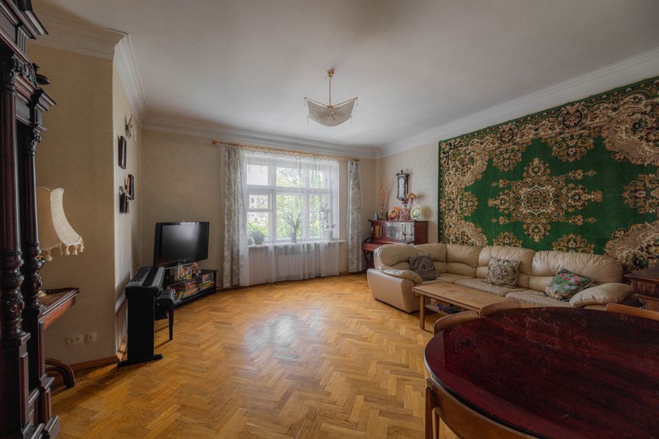 Продаётся 4-комнатная квартира, 117.57 м²