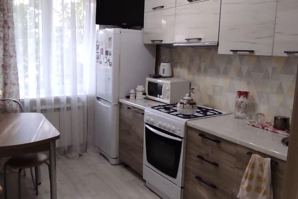 Продаётся 2-комнатная квартира, 49.8 м²