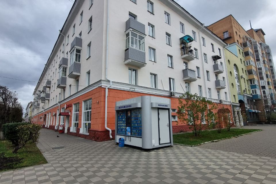 Продаётся 3-комнатная квартира, 64.8 м²