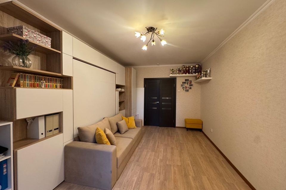 Продаётся 3-комнатная квартира, 72.7 м²