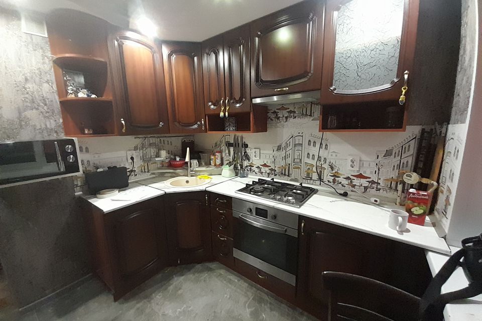 Сдаётся 4-комнатная квартира, 75 м²