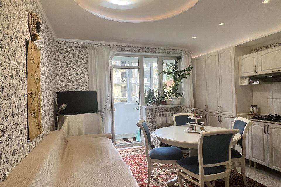 Продаётся 1-комнатная квартира, 45 м²