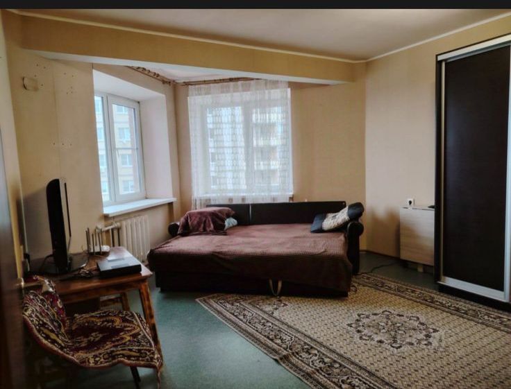 Продаётся 1-комнатная квартира, 42 м²