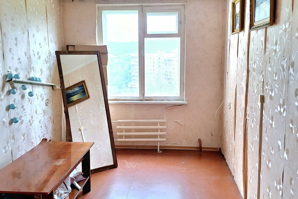 Продаётся 3-комнатная квартира, 56.9 м²