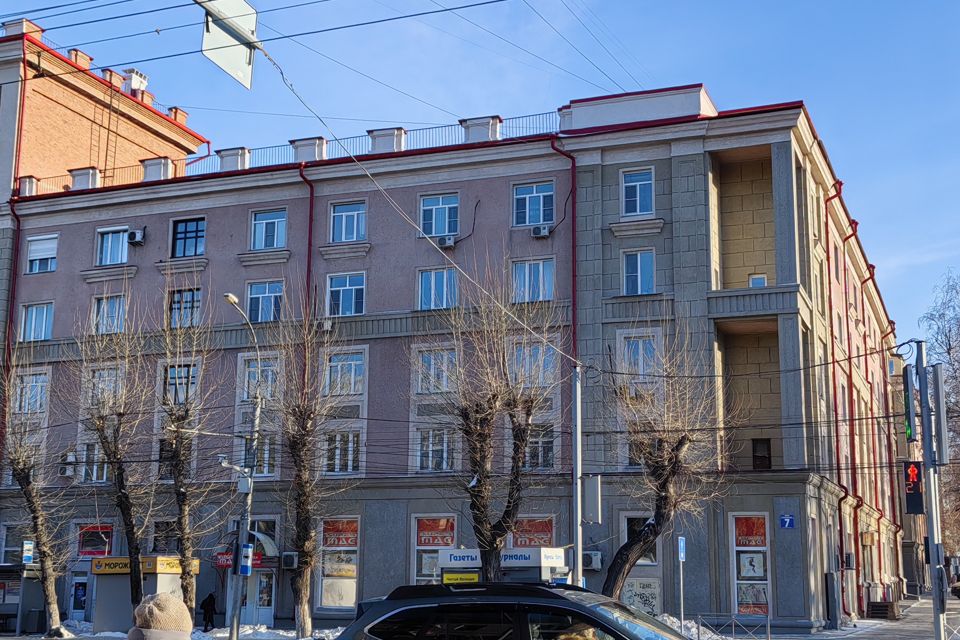 Продаётся 2-комнатная квартира, 68.1 м²