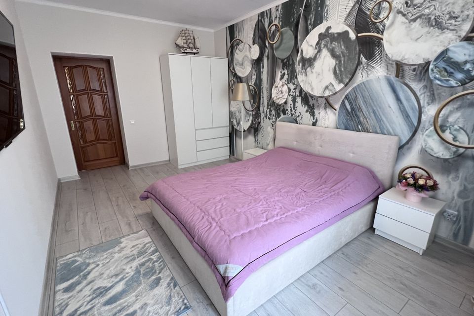 Продаётся 3-комнатная квартира, 92 м²