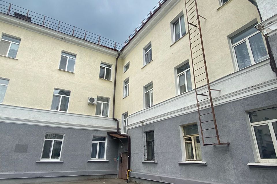 Продаётся 2-комнатная квартира, 60 м²