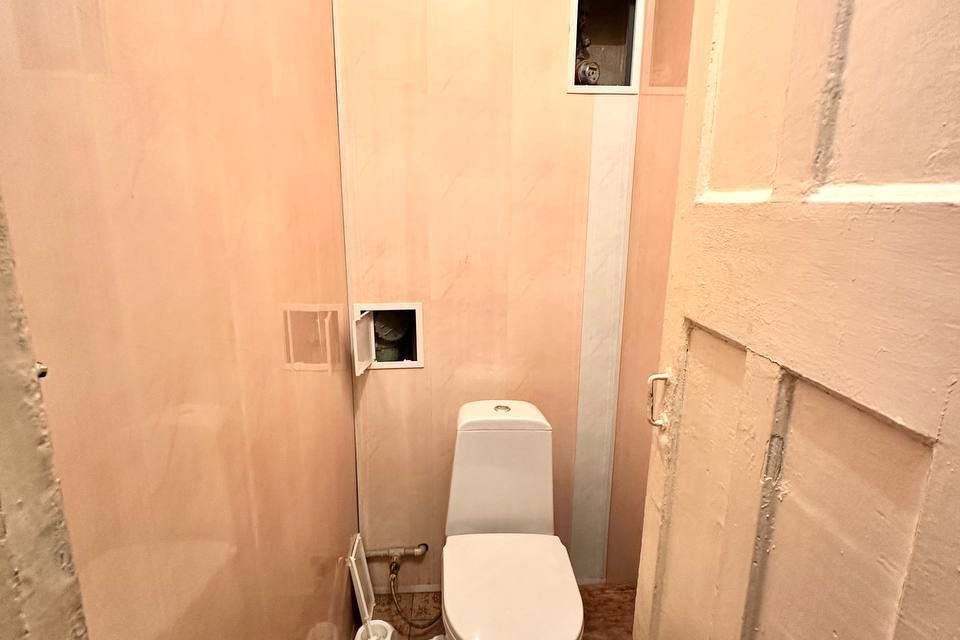 Продаётся 3-комнатная квартира, 63.6 м²