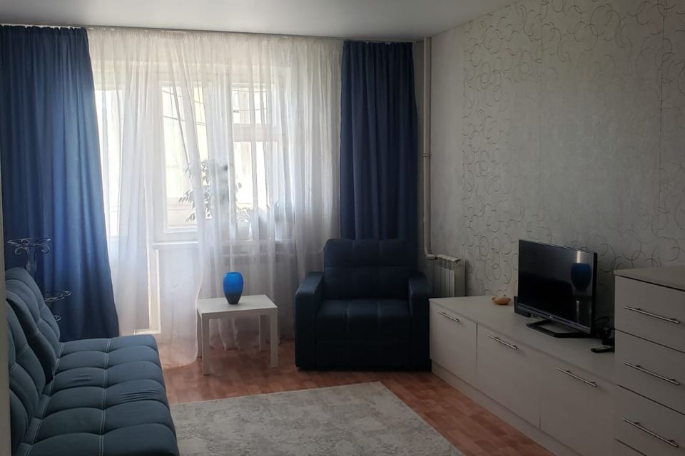 Продаётся 1-комнатная квартира, 39.8 м²