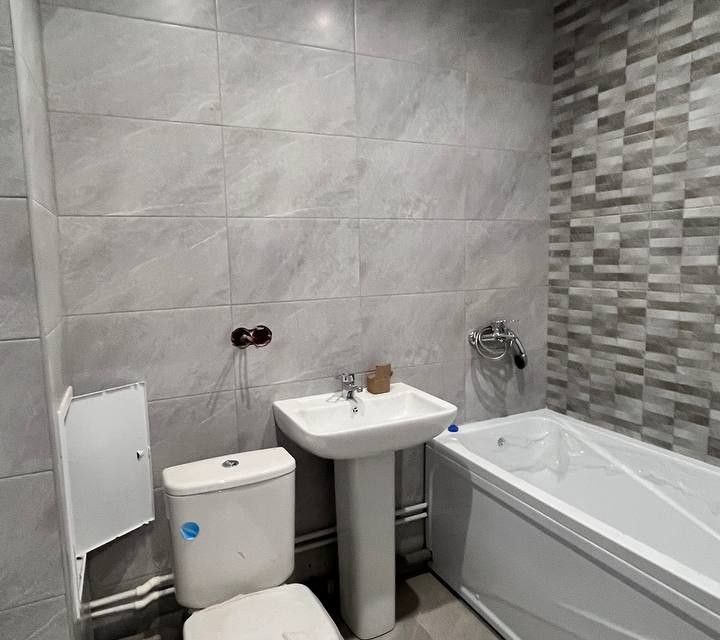 Продаётся 1-комнатная квартира, 38 м²