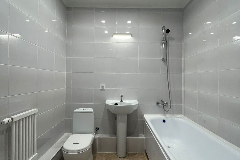 Продаётся 2-комнатная квартира, 57.3 м²