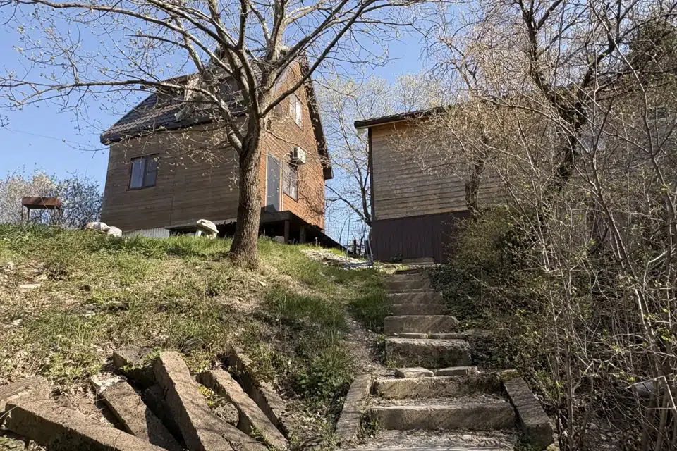 Продаётся 2-этажный дом, 90 м²
