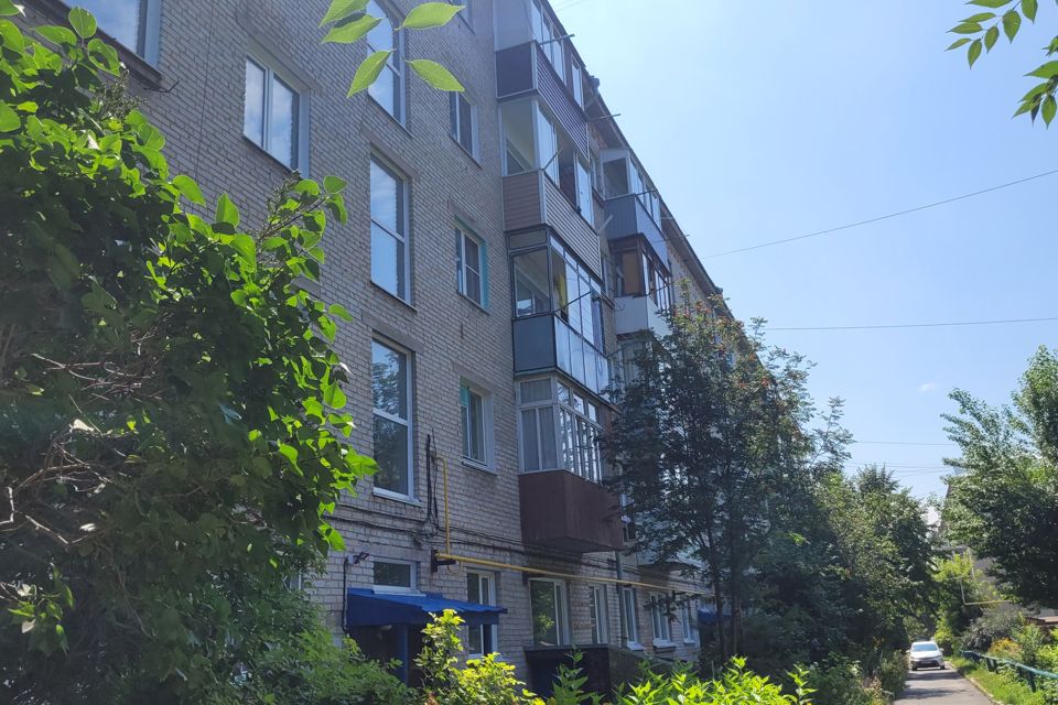 Продаётся 3-комнатная квартира, 42.5 м²