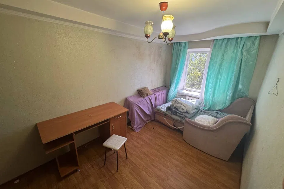 Продаётся 3-комнатная квартира, 6 м²