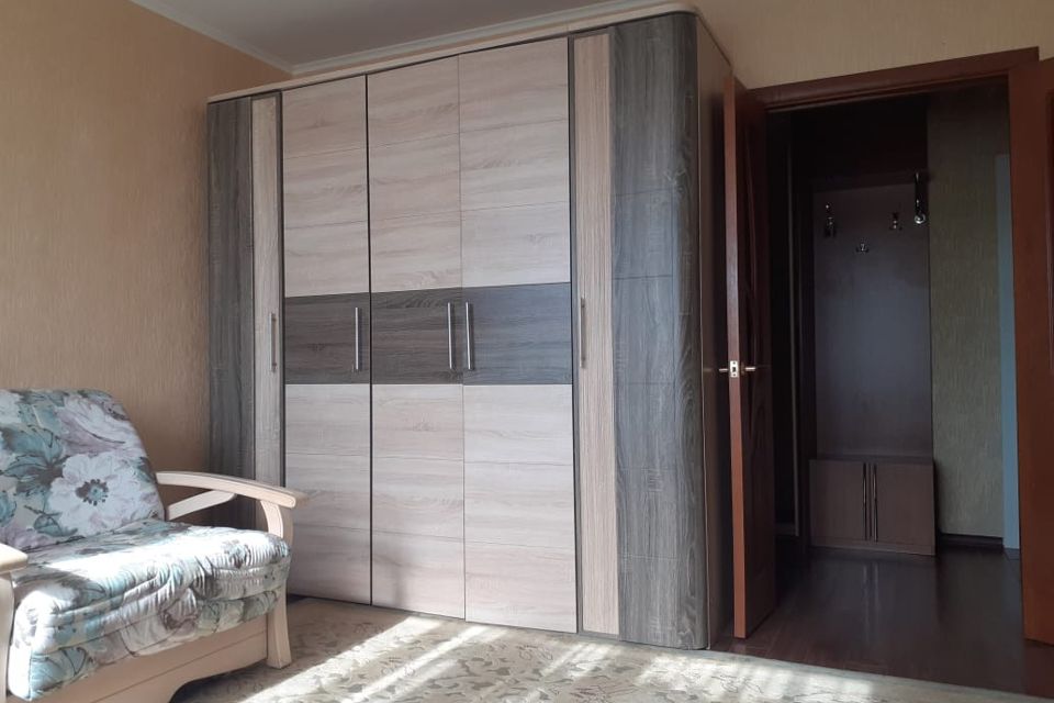 Продаётся 1-комнатная квартира, 41.7 м²
