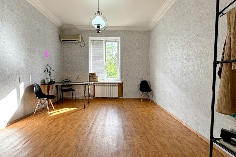 Продаётся 2-комнатная квартира, 55.3 м²