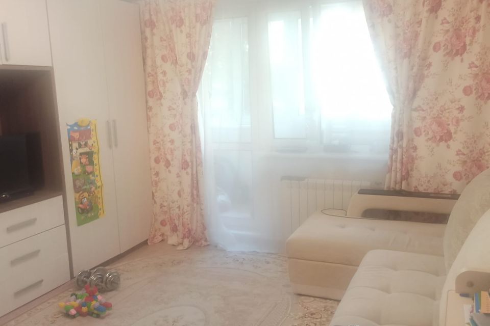 Продаётся 1-комнатная квартира, 39.1 м²