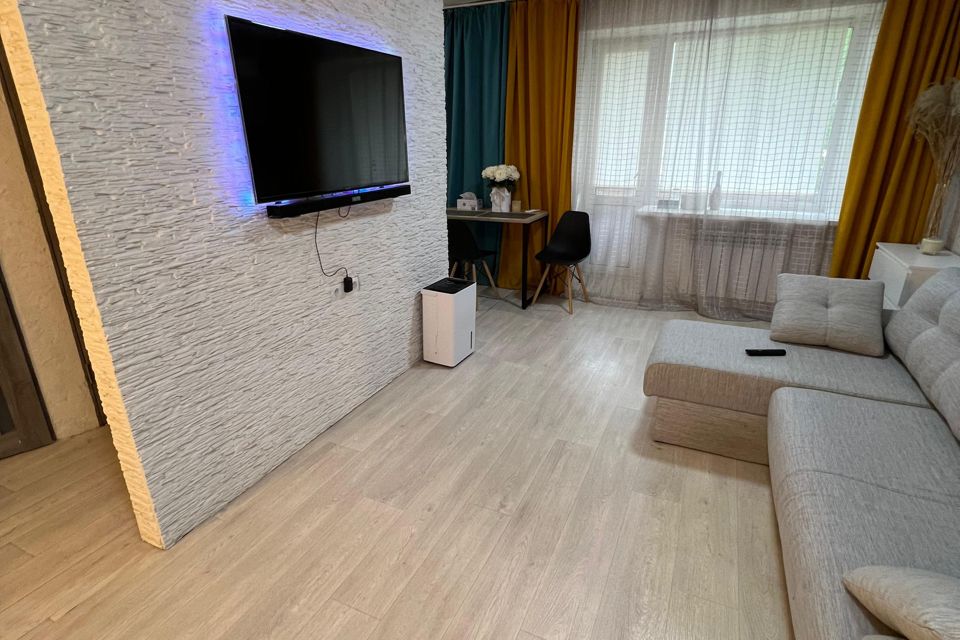 Продаётся 2-комнатная квартира, 43.2 м²