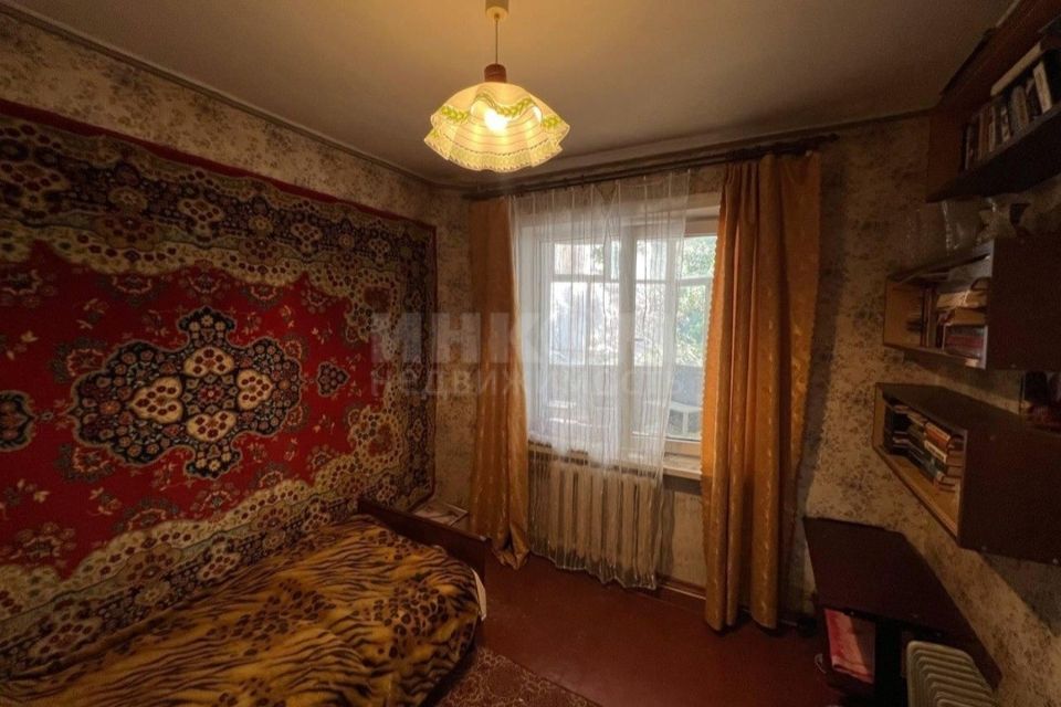 Продаётся 4-комнатная квартира, 93 м²