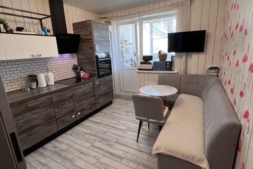 Продаётся 1-комнатная квартира, 45.5 м²