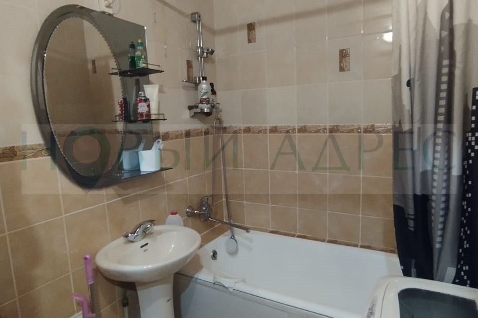 Продаётся 1-комнатная квартира, 32 м²