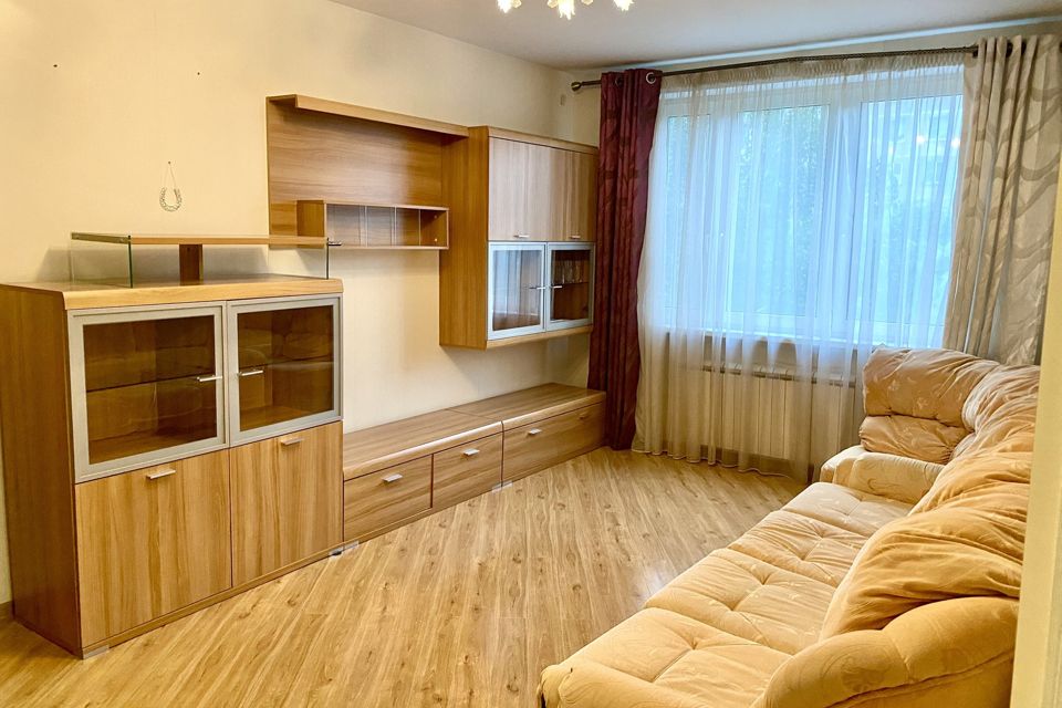 Продаётся 3-комнатная квартира, 57 м²