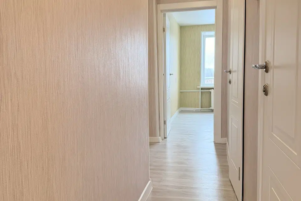 Продаётся 3-комнатная квартира, 61.4 м²