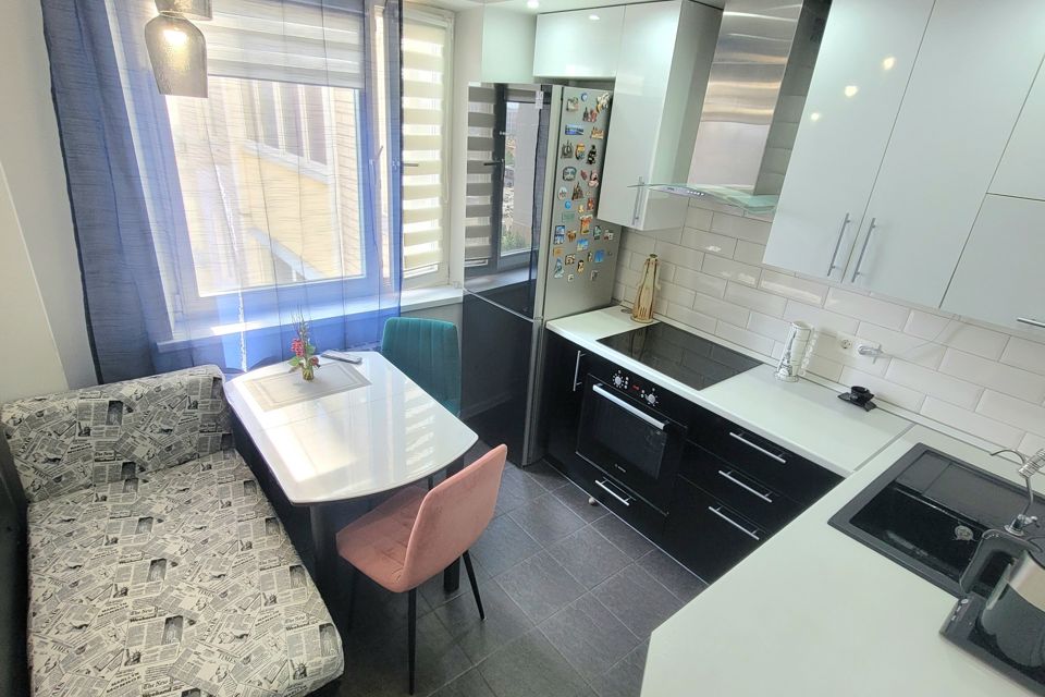 Продаётся 1-комнатная квартира, 36.8 м²