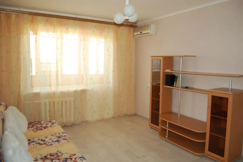 Сдаётся 1-комнатная квартира, 37.5 м²