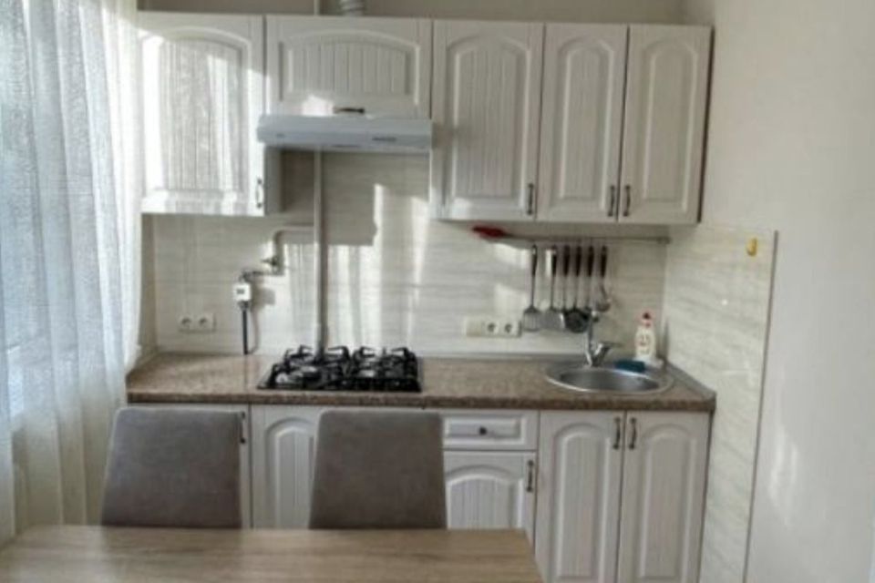 Сдаётся 2-комнатная квартира, 50.3 м²