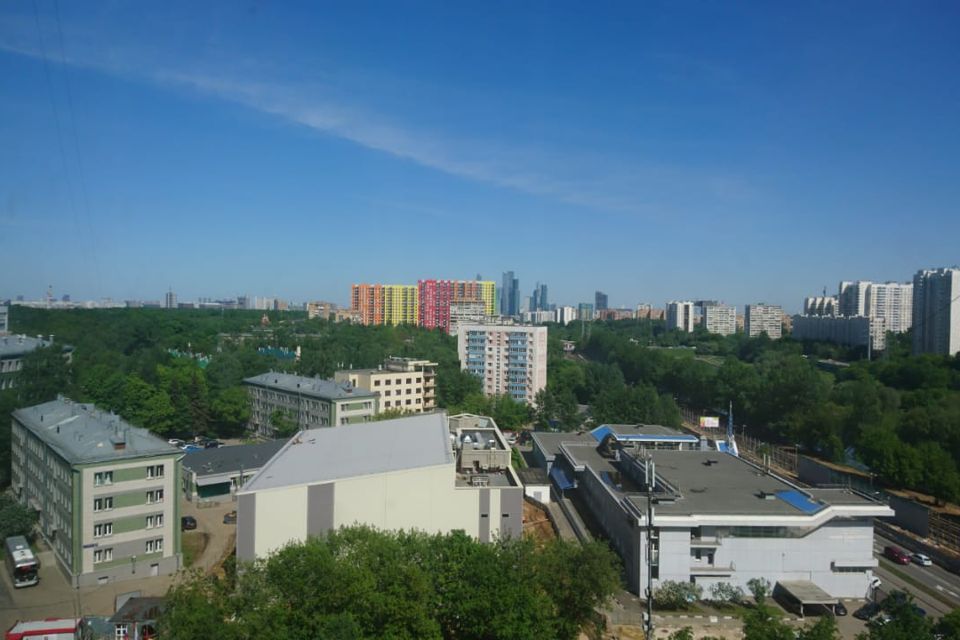 Продаётся 1-комнатная квартира, 51.5 м²