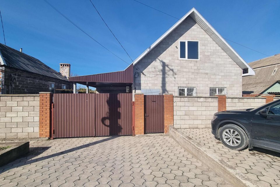 Продаётся 2-этажный дом, 104 м²