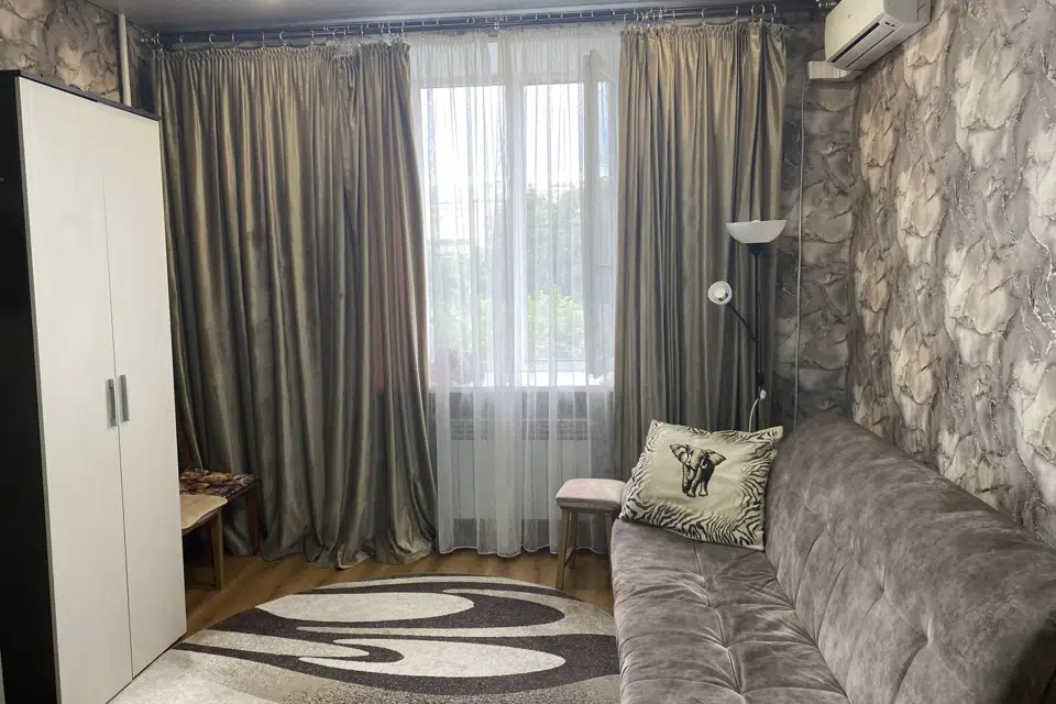 Продаётся 3-комнатная квартира, 64.8 м²