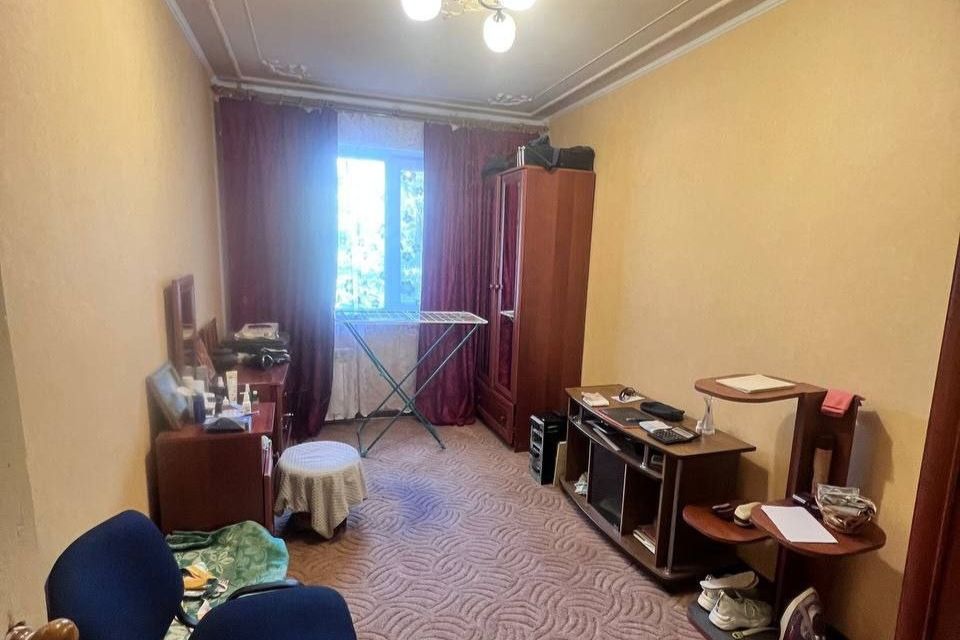 Продаётся 3-комнатная квартира, 60 м²